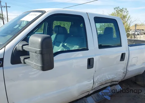 2011 Ford F-250 Xl z USA, uszkodzony, nr VIN 1FT7W2B62BEC98292